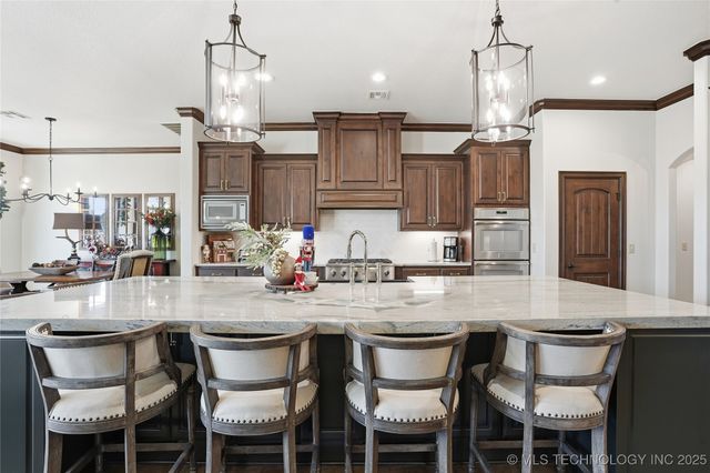 10497 S 95th East Place, Tulsa, OK 74133