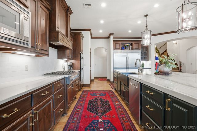 10497 S 95th East Place, Tulsa, OK 74133