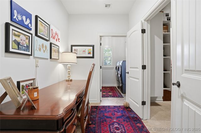 10497 S 95th East Place, Tulsa, OK 74133