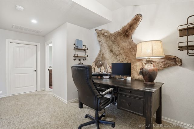 10497 S 95th East Place, Tulsa, OK 74133