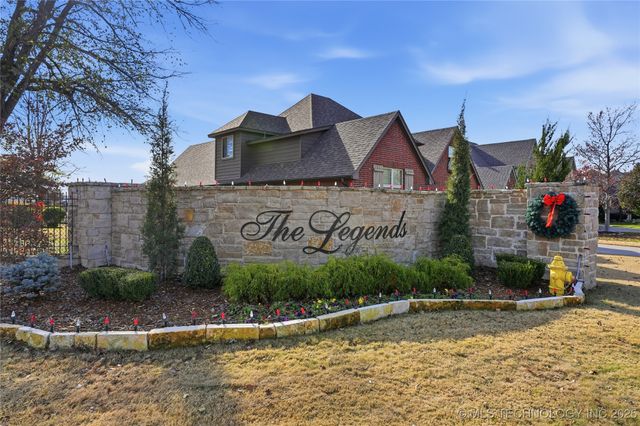 10497 S 95th East Place, Tulsa, OK 74133