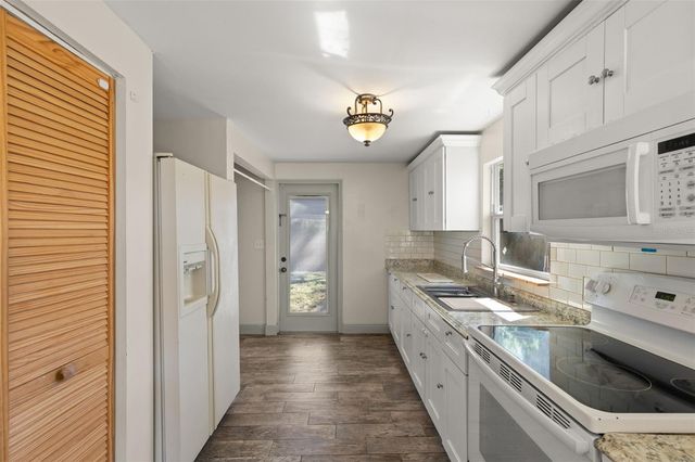 8507 CLAONIA STREET, Tampa, FL 33614