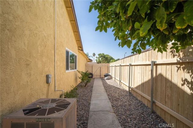 255 S Lassen Avenue, San Bernardino, CA 92410