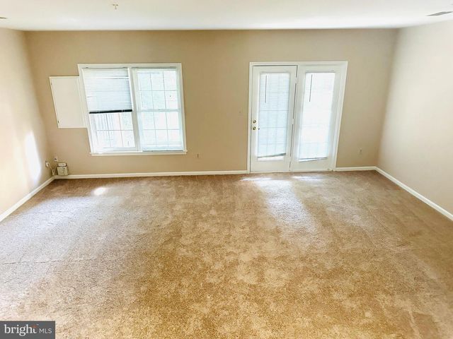 1005 GRAND OAK WAY, Rockville, MD 20852