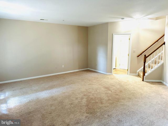 1005 GRAND OAK WAY, Rockville, MD 20852
