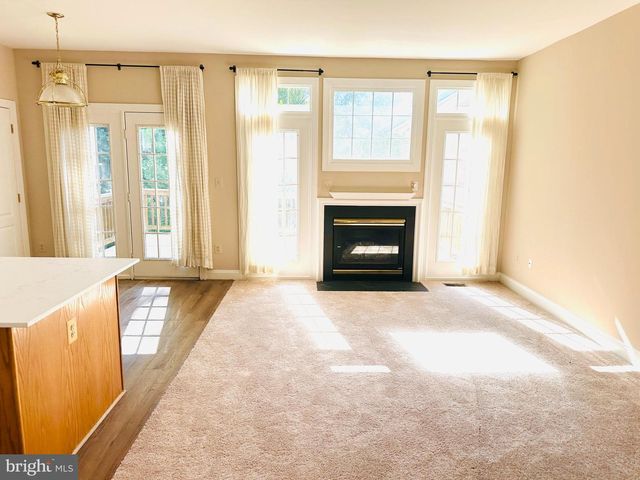 1005 GRAND OAK WAY, Rockville, MD 20852
