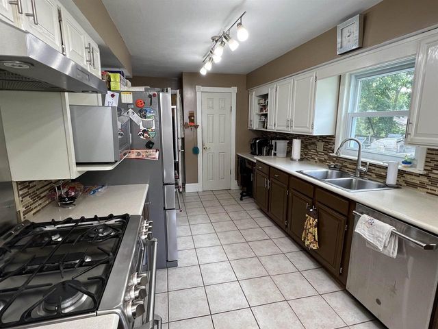 5402 S County Road D, Afton, WI 53501