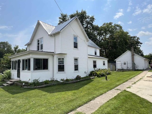 5402 S County Road D, Afton, WI 53501