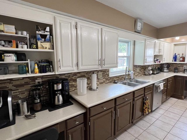 5402 S County Road D, Afton, WI 53501
