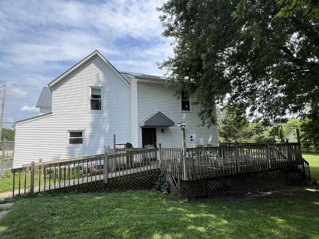 5402 S County Road D, Afton, WI 53501