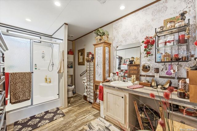 101 Rocky Ridge, Poteet, TX 78065