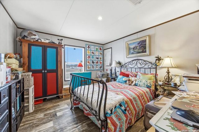 101 Rocky Ridge, Poteet, TX 78065