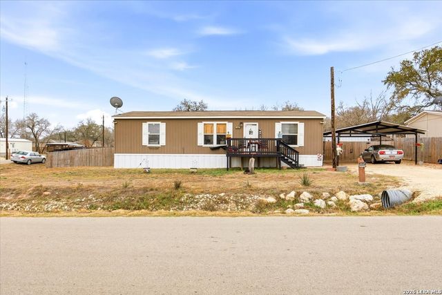 101 Rocky Ridge, Poteet, TX 78065