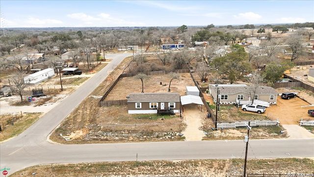 101 Rocky Ridge, Poteet, TX 78065