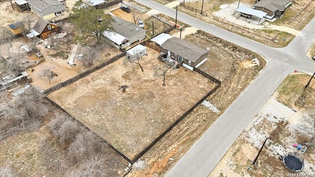 101 Rocky Ridge, Poteet, TX 78065