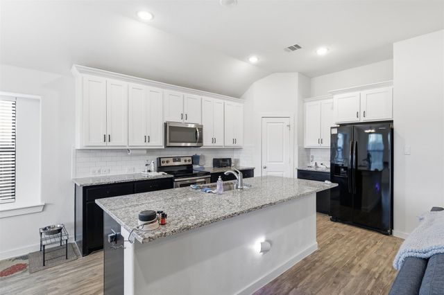 3920 Madison Lane, Denton, TX 76208