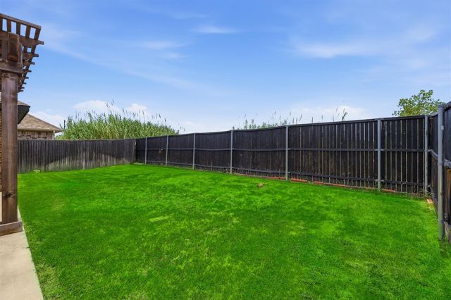 3920 Madison Lane, Denton, TX 76208