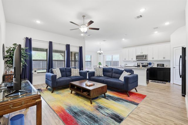 3920 Madison Lane, Denton, TX 76208