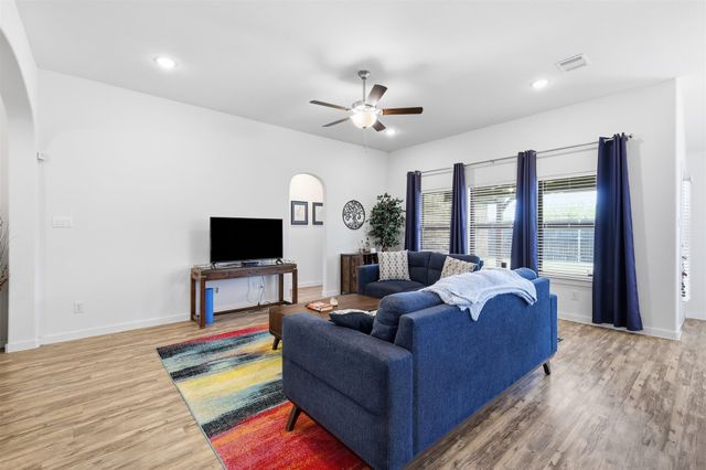 3920 Madison Lane, Denton, TX 76208