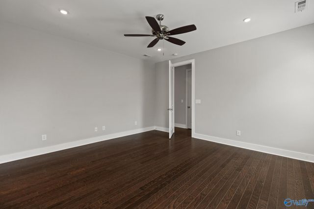 2715 SW 6th Avenue Sw, Huntsville, AL 35805