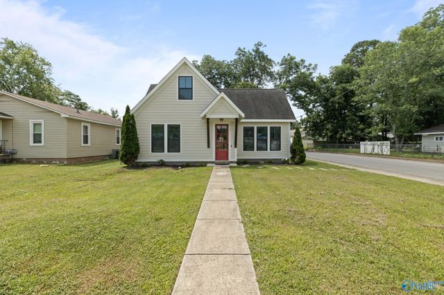 2715 SW 6th Avenue Sw, Huntsville, AL 35805