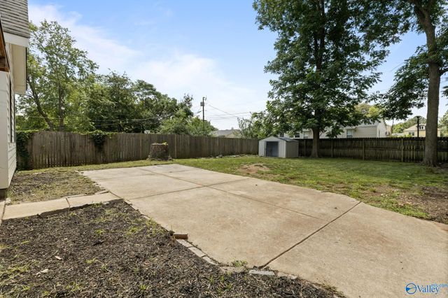2715 SW 6th Avenue Sw, Huntsville, AL 35805
