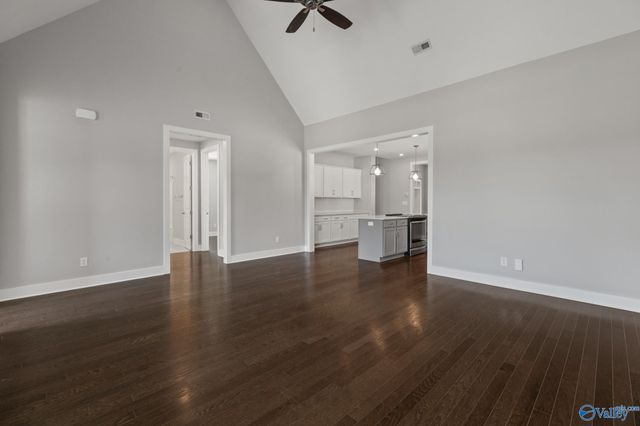 2715 SW 6th Avenue Sw, Huntsville, AL 35805