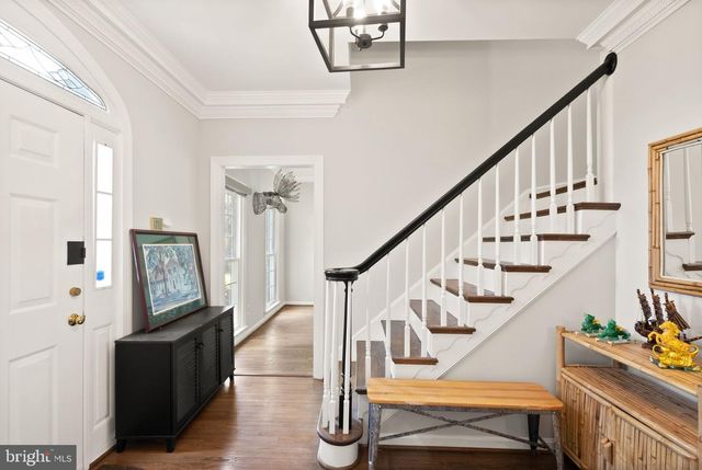 6822 JEREMIAH CT, Fairfax Station, VA 22039