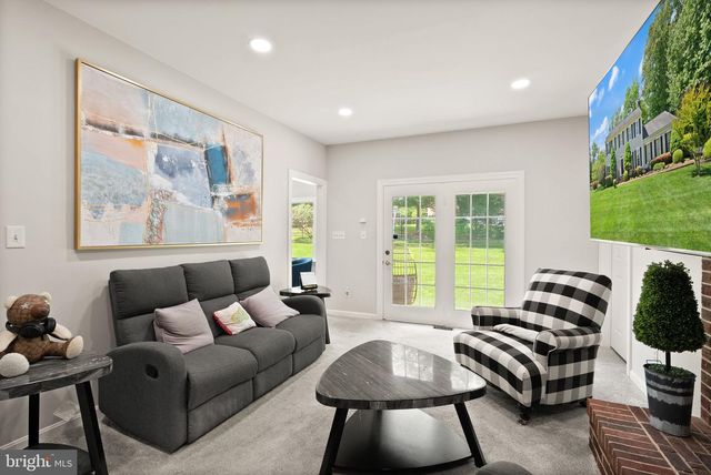6822 JEREMIAH CT, Fairfax Station, VA 22039