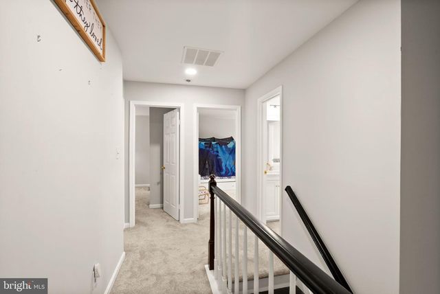6822 JEREMIAH CT, Fairfax Station, VA 22039