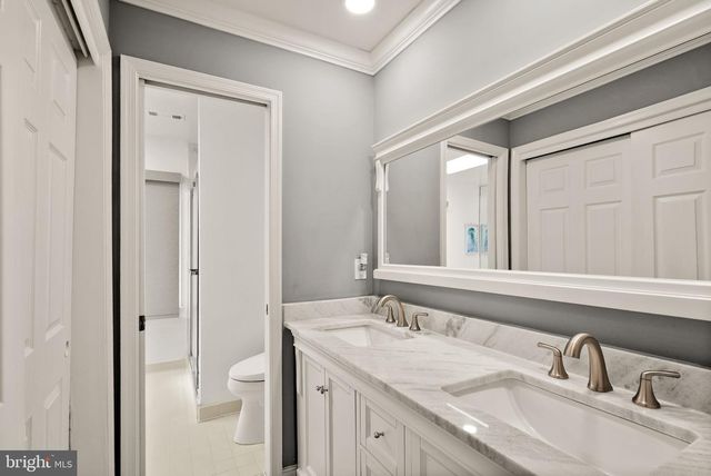 6822 JEREMIAH CT, Fairfax Station, VA 22039