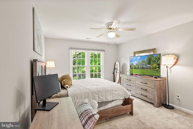 6822 JEREMIAH CT, Fairfax Station, VA 22039