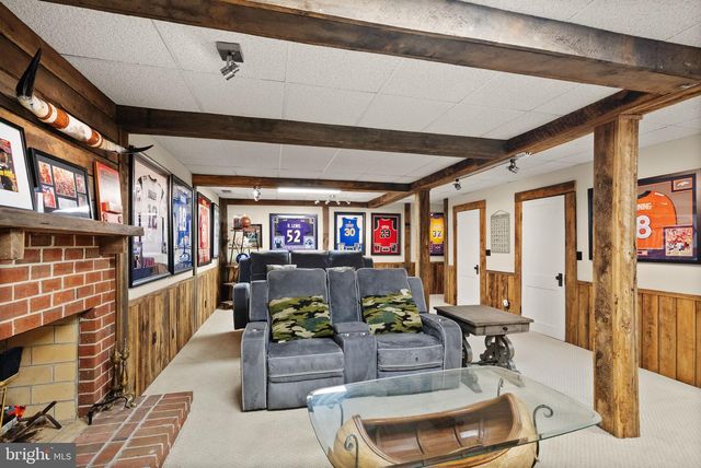 6822 JEREMIAH CT, Fairfax Station, VA 22039