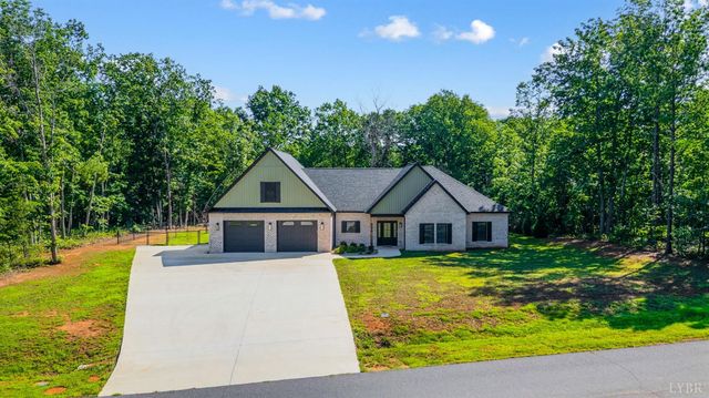 336 Somerset Drive, Appomattox, VA 24522