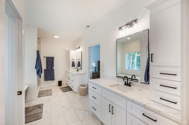336 Somerset Drive, Appomattox, VA 24522