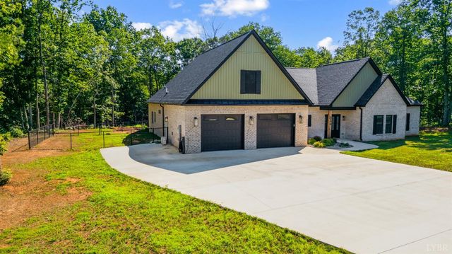 336 Somerset Drive, Appomattox, VA 24522