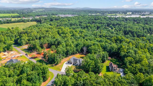336 Somerset Drive, Appomattox, VA 24522