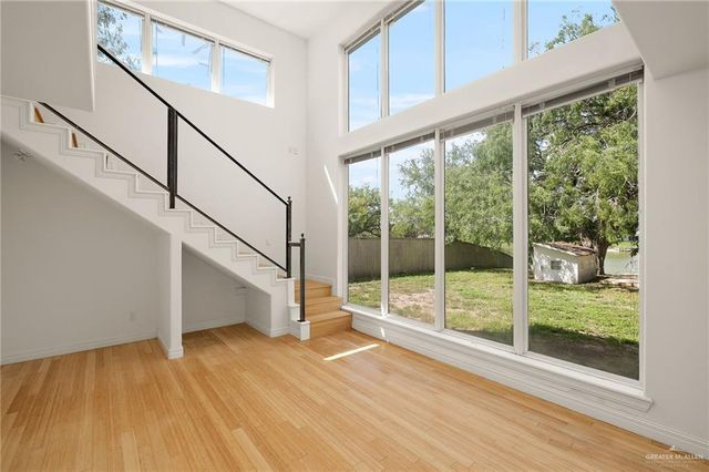 1941 Lion Lake S Drive, Weslaco, TX 78596