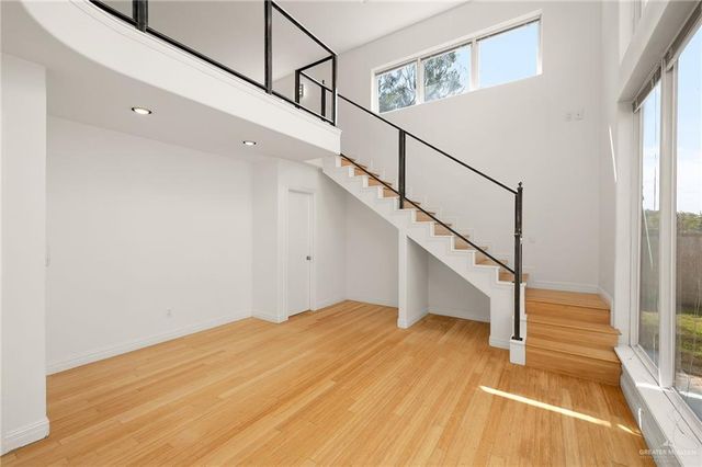 1941 Lion Lake S Drive, Weslaco, TX 78596