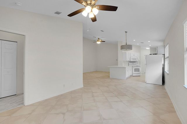 5215 Grande Palm Circle, Delray Beach, FL 33484