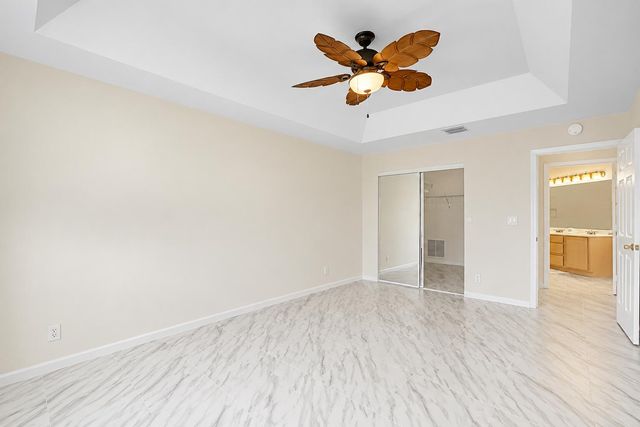 5215 Grande Palm Circle, Delray Beach, FL 33484
