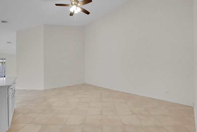 5215 Grande Palm Circle, Delray Beach, FL 33484