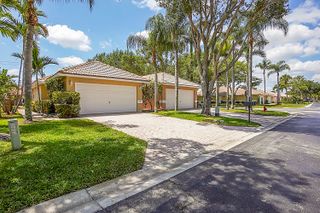 5215 Grande Palm Circle, Delray Beach, FL 33484