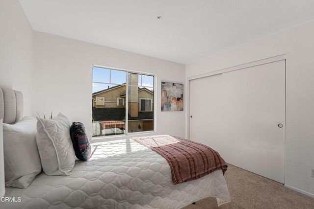 2032 Veracruz Lane, Oxnard, CA 93036