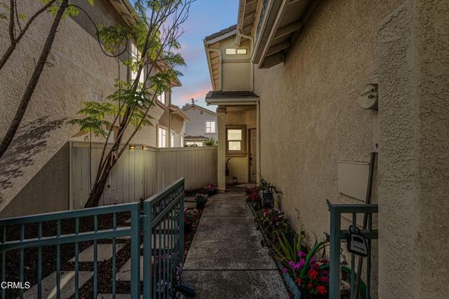 2032 Veracruz Lane, Oxnard, CA 93036