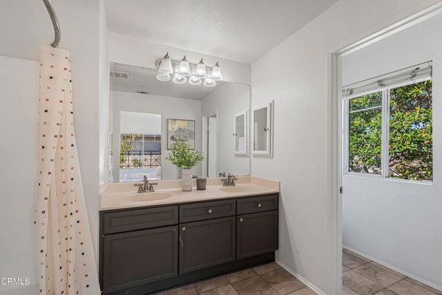 2032 Veracruz Lane, Oxnard, CA 93036