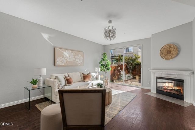 2032 Veracruz Lane, Oxnard, CA 93036