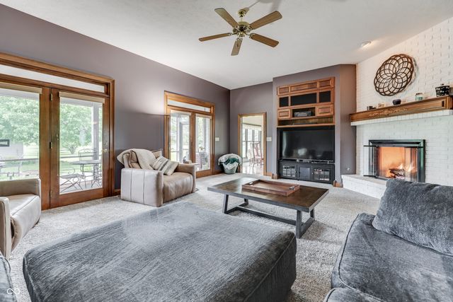 4670 N 600 E, Franklin, IN 46131