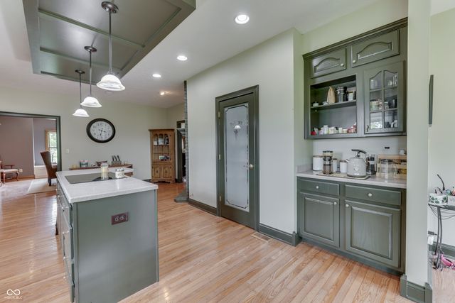 4670 N 600 E, Franklin, IN 46131