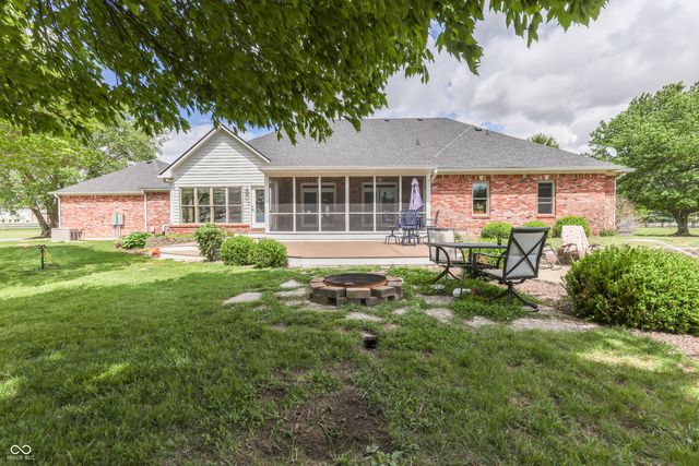 4670 N 600 E, Franklin, IN 46131